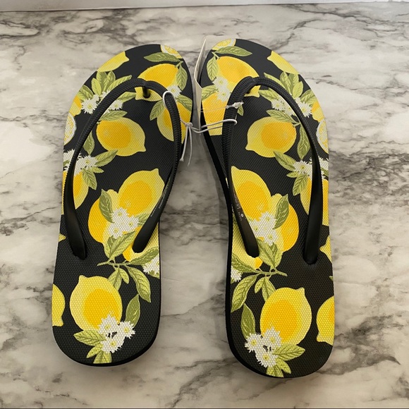 FREE W PURCHASE S&S lemon flip flops NWT 8 - Picture 2 of 4